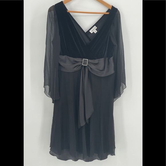 Cold Water Creek Faux Wrap 3/4 Sleeve‎ Black Silk Chiffon Velour Dress - Picture 1 of 12